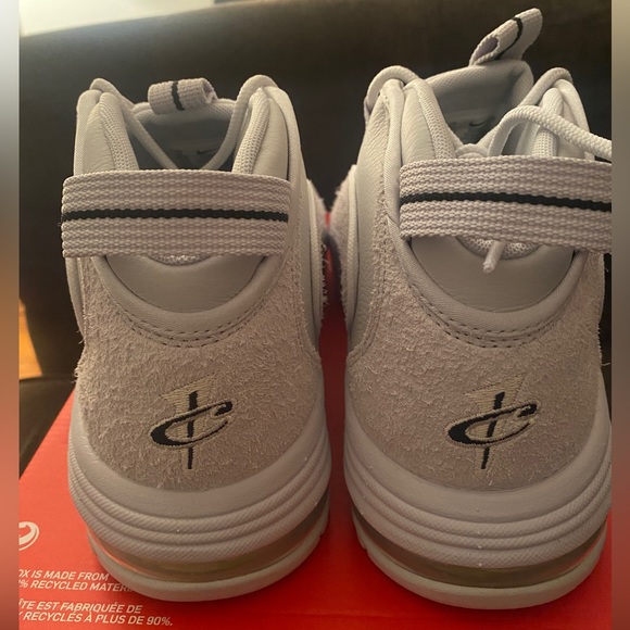 **SOLD**Air max penny - Picture 3 of 4